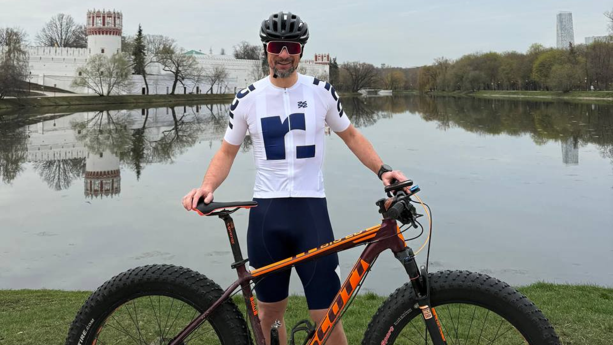 Ricci — про движение и скорость.